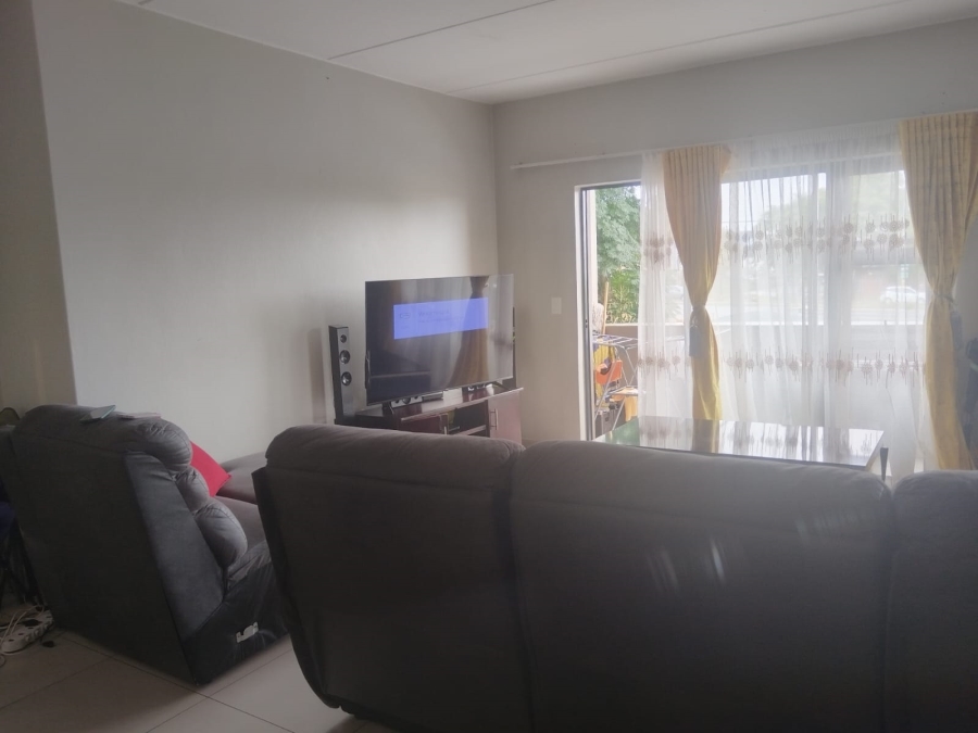 2 Bedroom Property for Sale in North Riding Gauteng