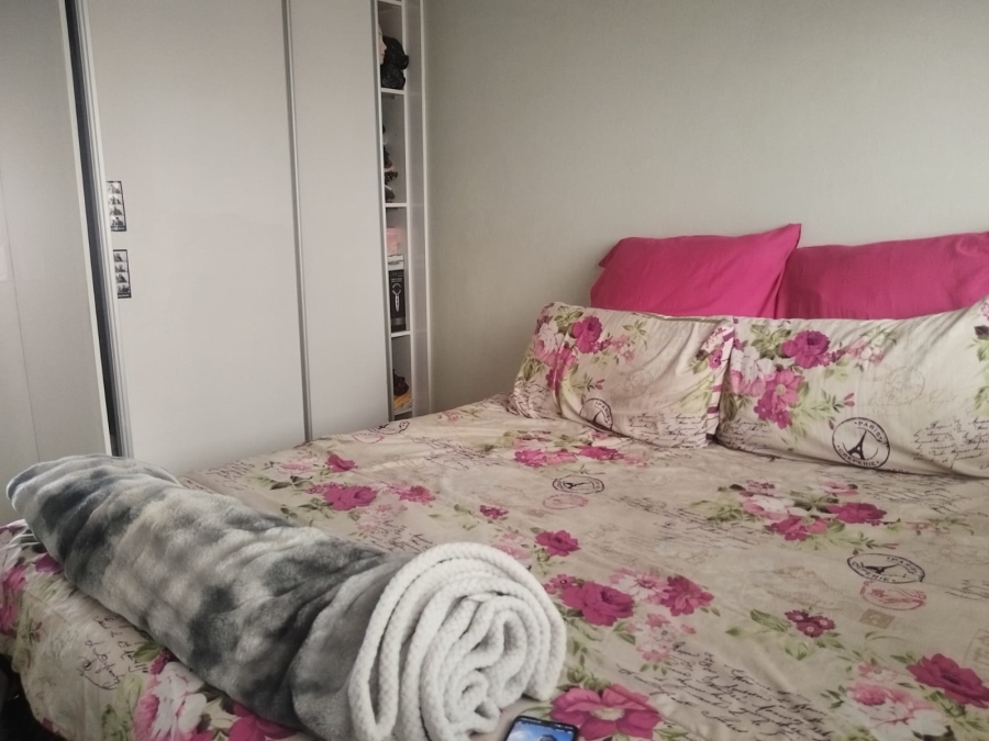 2 Bedroom Property for Sale in North Riding Gauteng