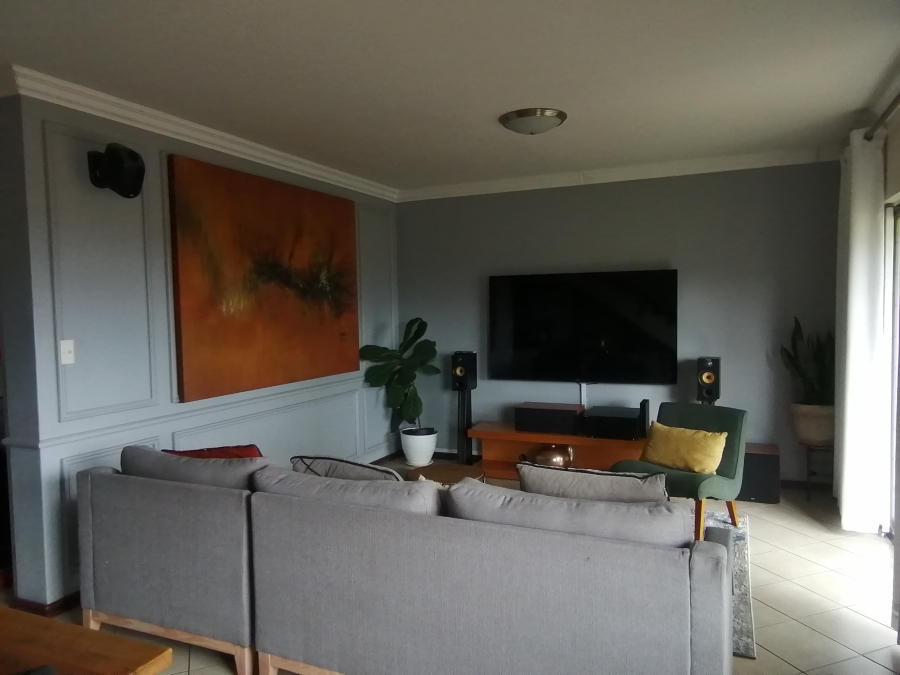 3 Bedroom Property for Sale in Noordwyk Gauteng