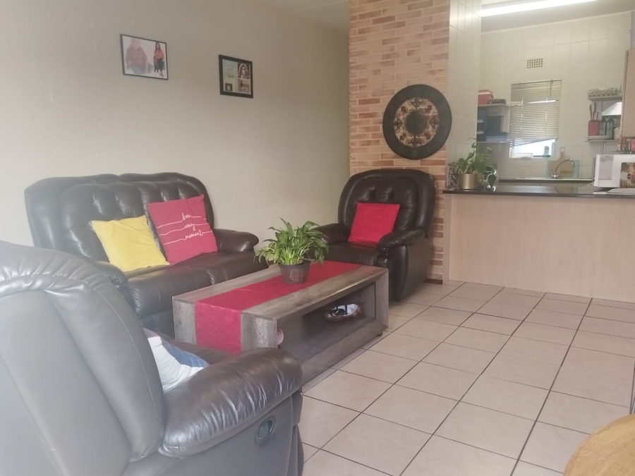 2 Bedroom Property for Sale in Fourways Gauteng