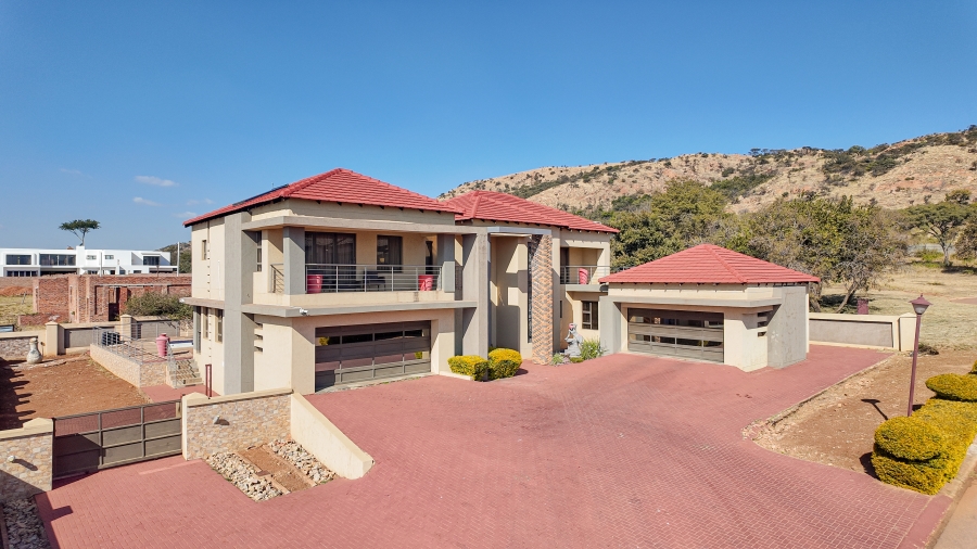 5 Bedroom Property for Sale in Amandasig Gauteng