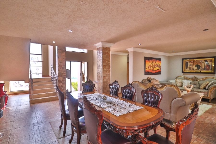 5 Bedroom Property for Sale in Amandasig Gauteng