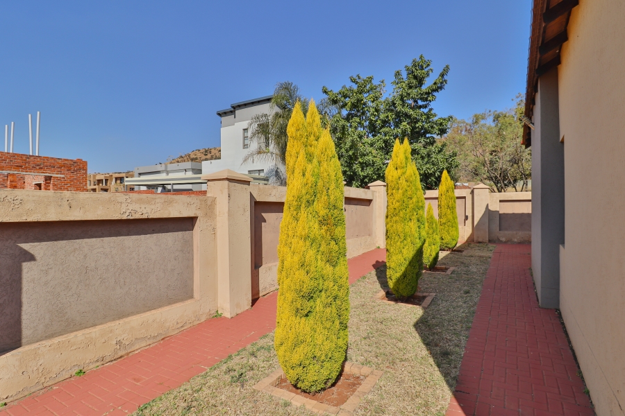 5 Bedroom Property for Sale in Amandasig Gauteng