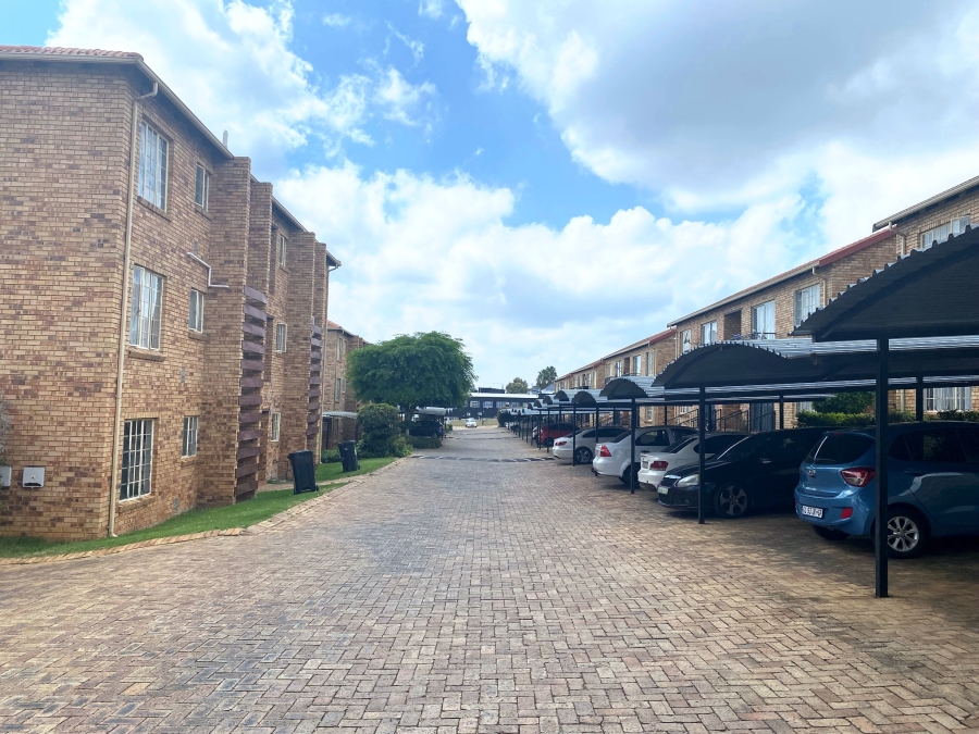 2 Bedroom Property for Sale in Northgate Gauteng