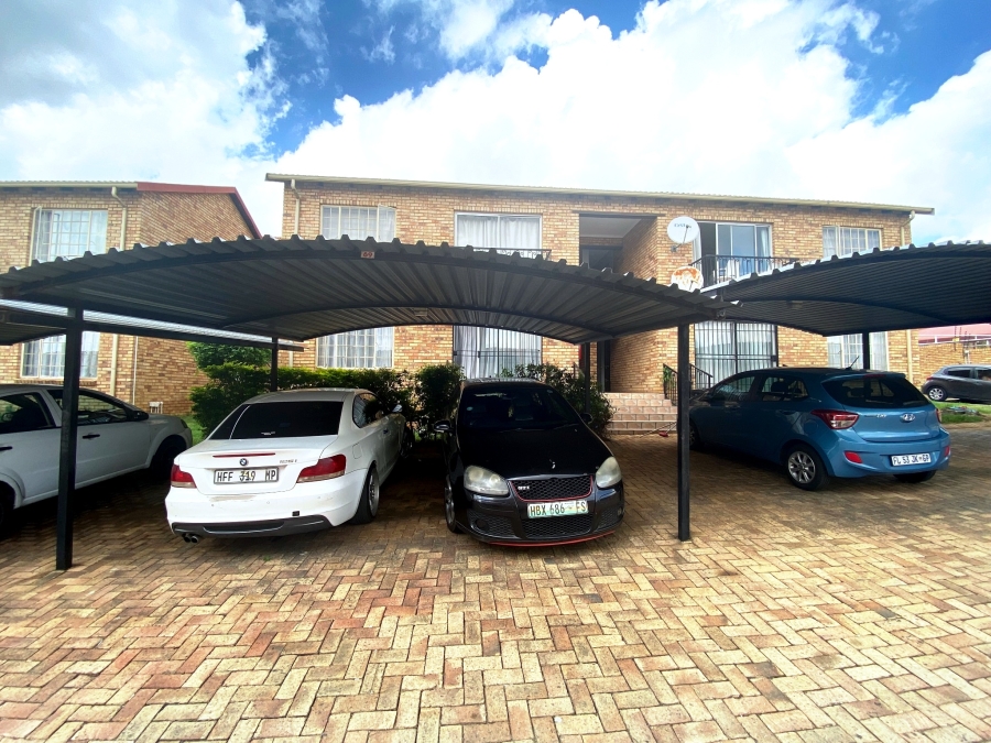 2 Bedroom Property for Sale in Northgate Gauteng