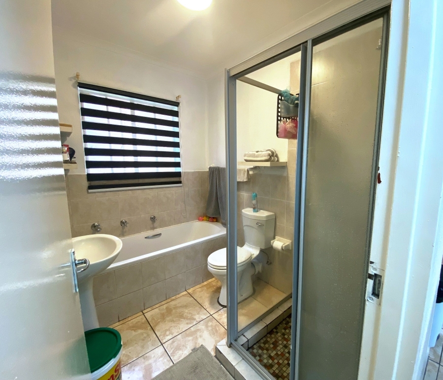 2 Bedroom Property for Sale in Northgate Gauteng