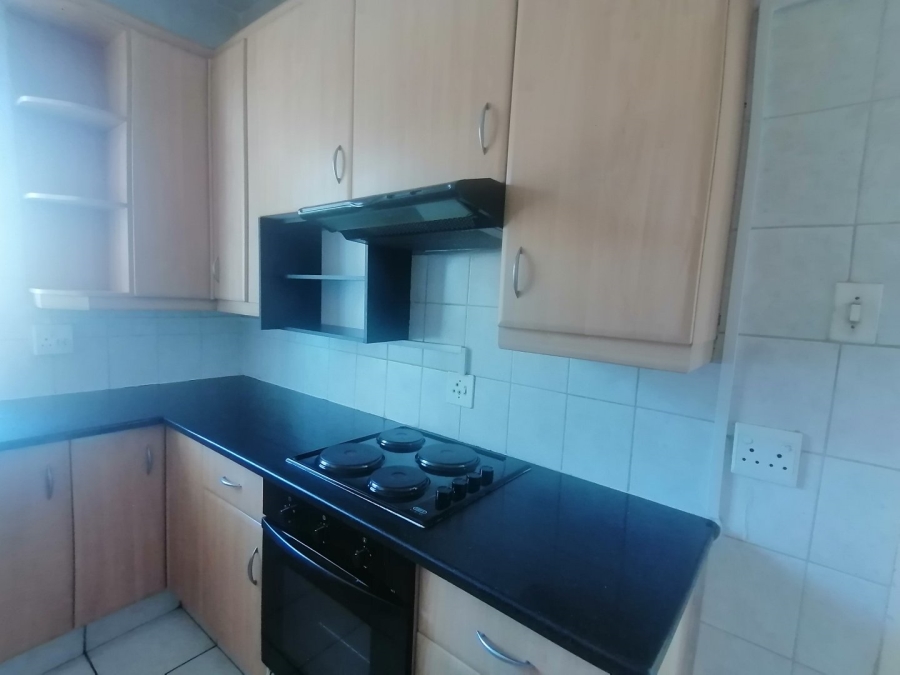 2 Bedroom Property for Sale in Monument Gauteng