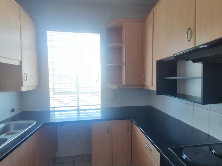2 Bedroom Property for Sale in Monument Gauteng