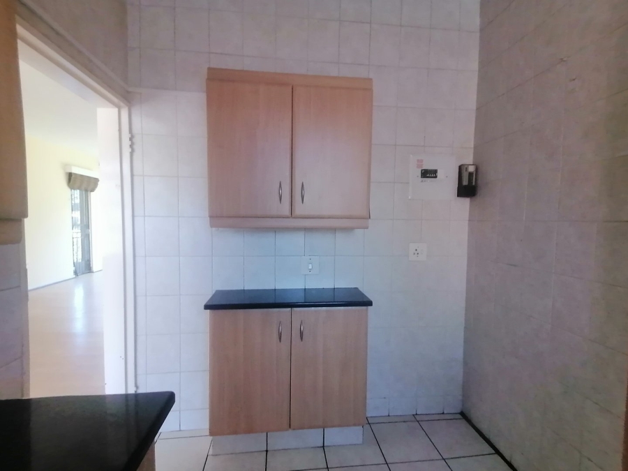 2 Bedroom Property for Sale in Monument Gauteng