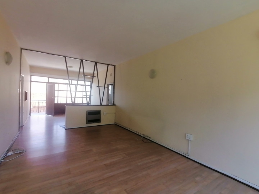 2 Bedroom Property for Sale in Monument Gauteng