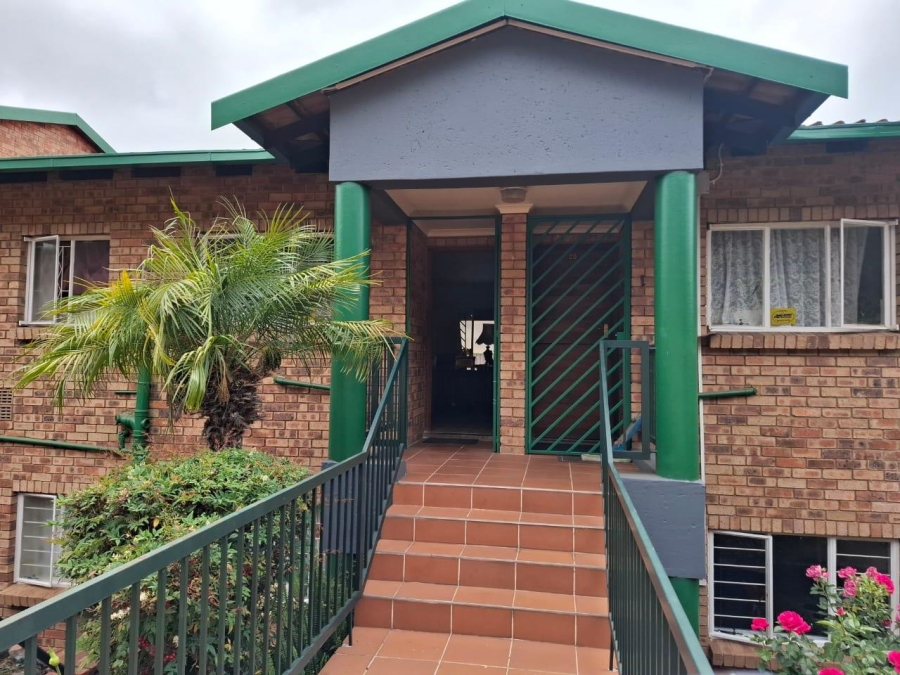 2 Bedroom Property for Sale in Rangeview Gauteng