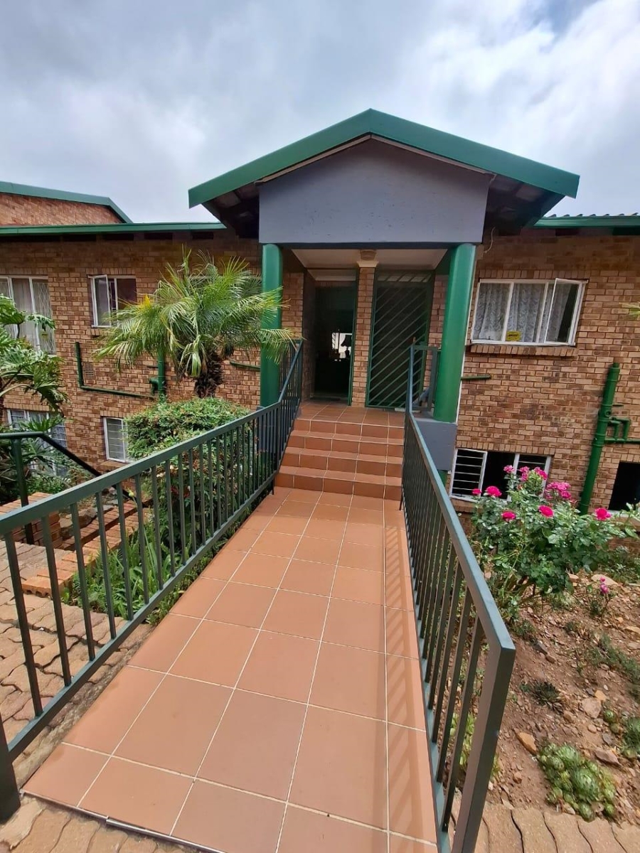 2 Bedroom Property for Sale in Rangeview Gauteng