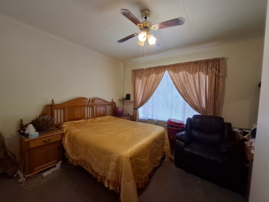 2 Bedroom Property for Sale in Rangeview Gauteng