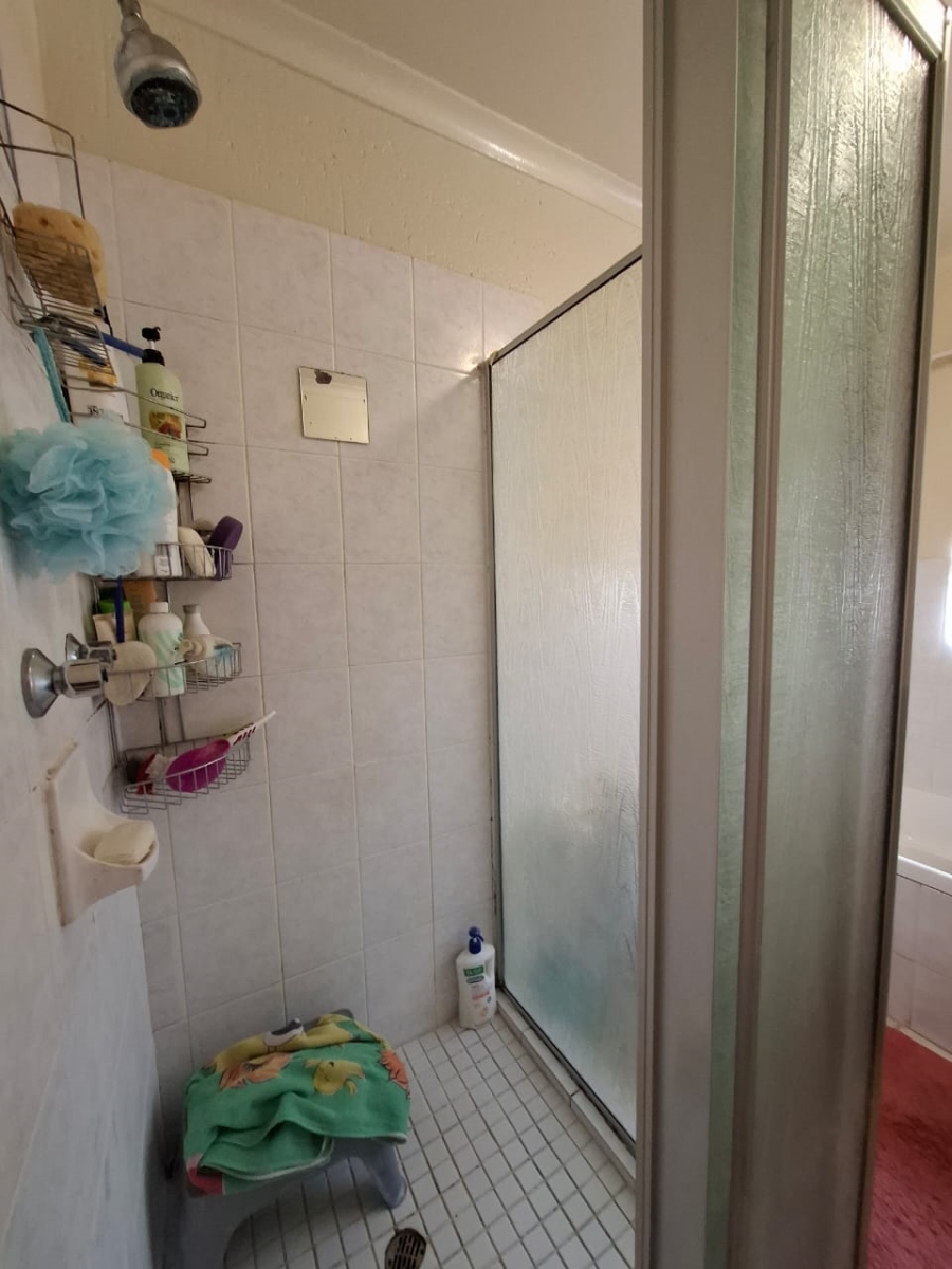 2 Bedroom Property for Sale in Rangeview Gauteng