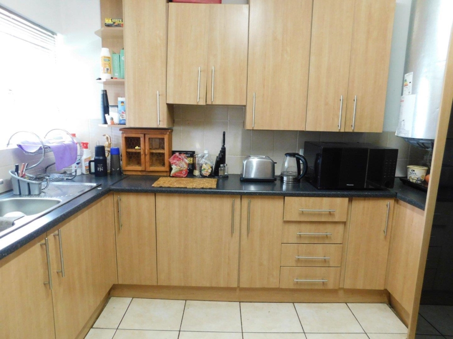 4 Bedroom Property for Sale in Hekpoort Gauteng