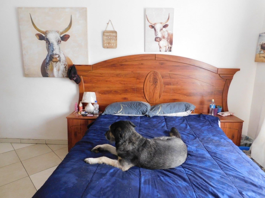 4 Bedroom Property for Sale in Hekpoort Gauteng