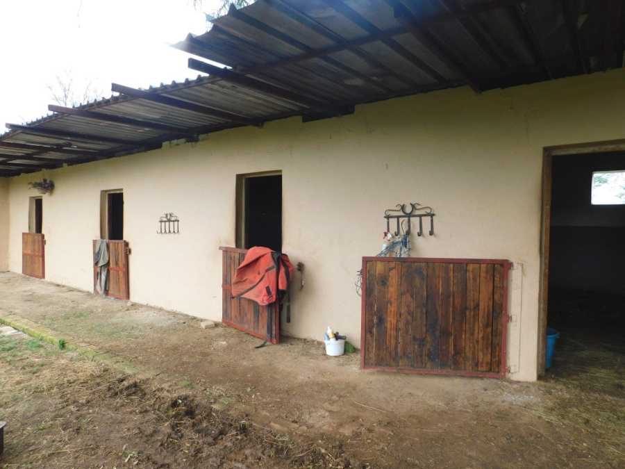 4 Bedroom Property for Sale in Hekpoort Gauteng