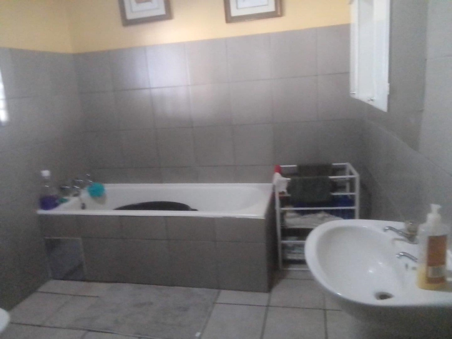 4 Bedroom Property for Sale in Krugersdorp West Gauteng