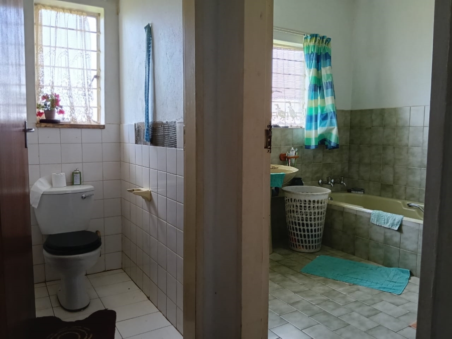 4 Bedroom Property for Sale in Hillside Gauteng