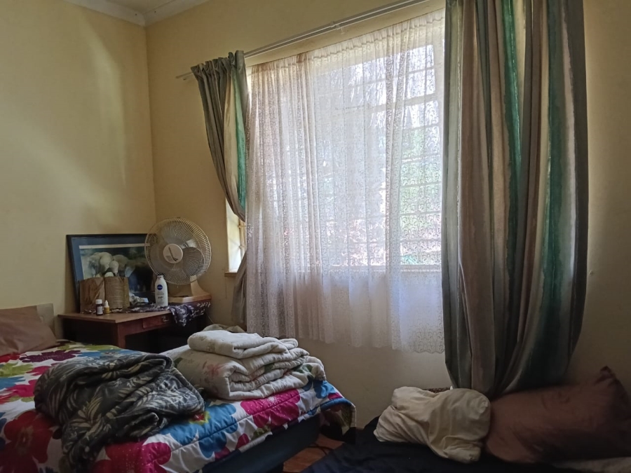 4 Bedroom Property for Sale in Hillside Gauteng