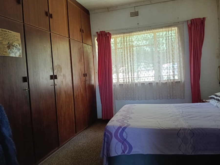 4 Bedroom Property for Sale in Hillside Gauteng