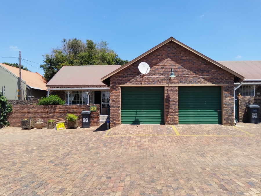 2 Bedroom Property for Sale in Krugersdorp North Gauteng