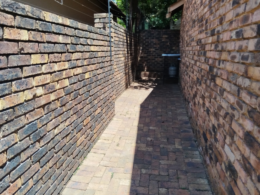 2 Bedroom Property for Sale in Krugersdorp North Gauteng