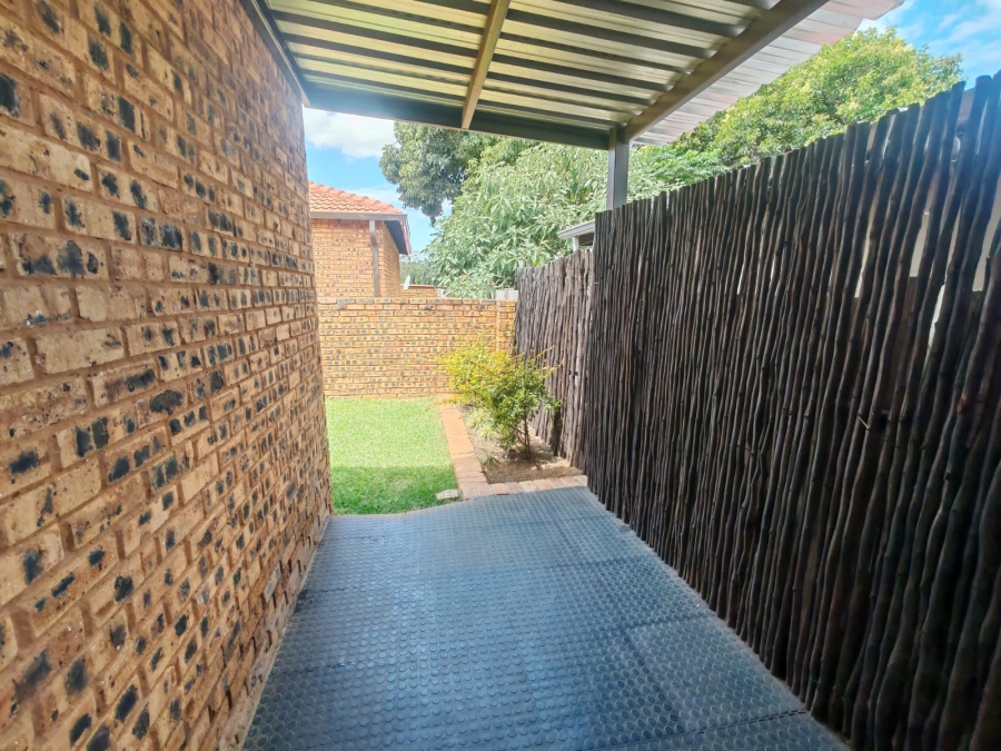 4 Bedroom Property for Sale in Krugersdorp North Gauteng