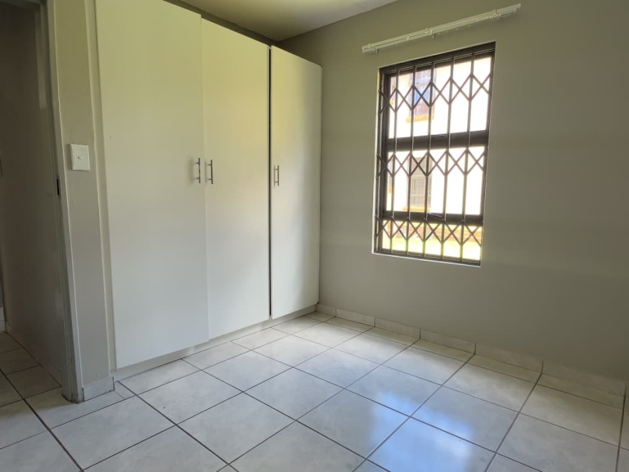 2 Bedroom Property for Sale in Groblerpark Gauteng