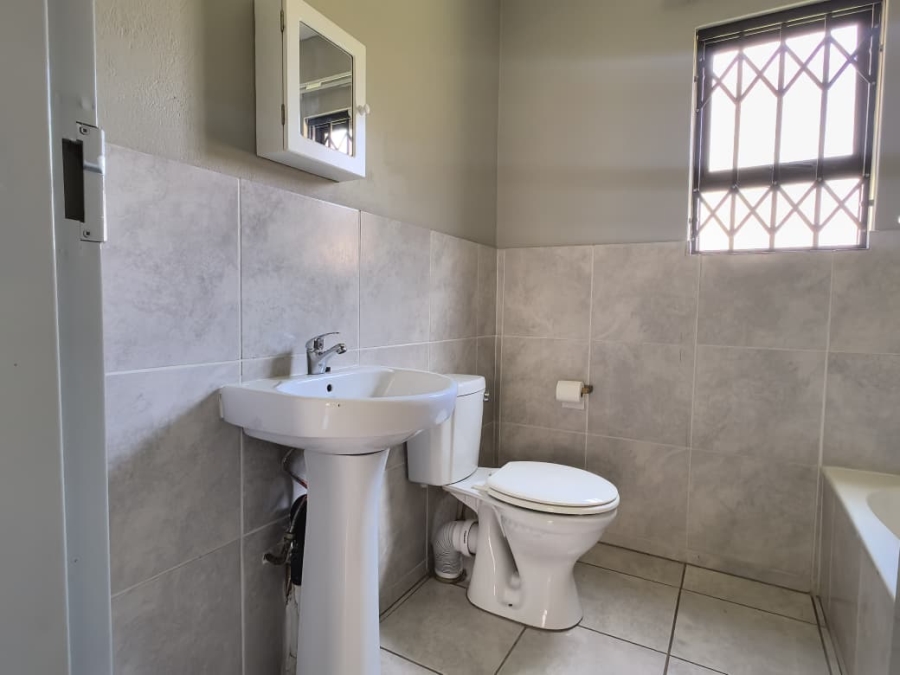 2 Bedroom Property for Sale in Groblerpark Gauteng