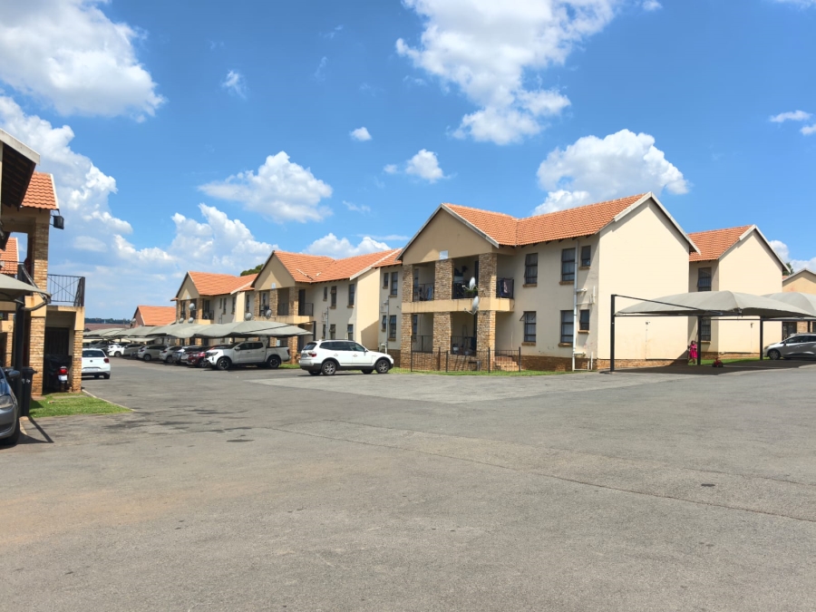 2 Bedroom Property for Sale in Groblerpark Gauteng