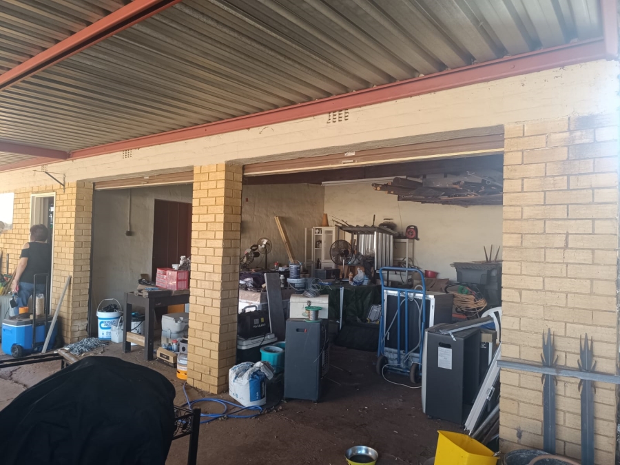 3 Bedroom Property for Sale in Helikonpark Gauteng