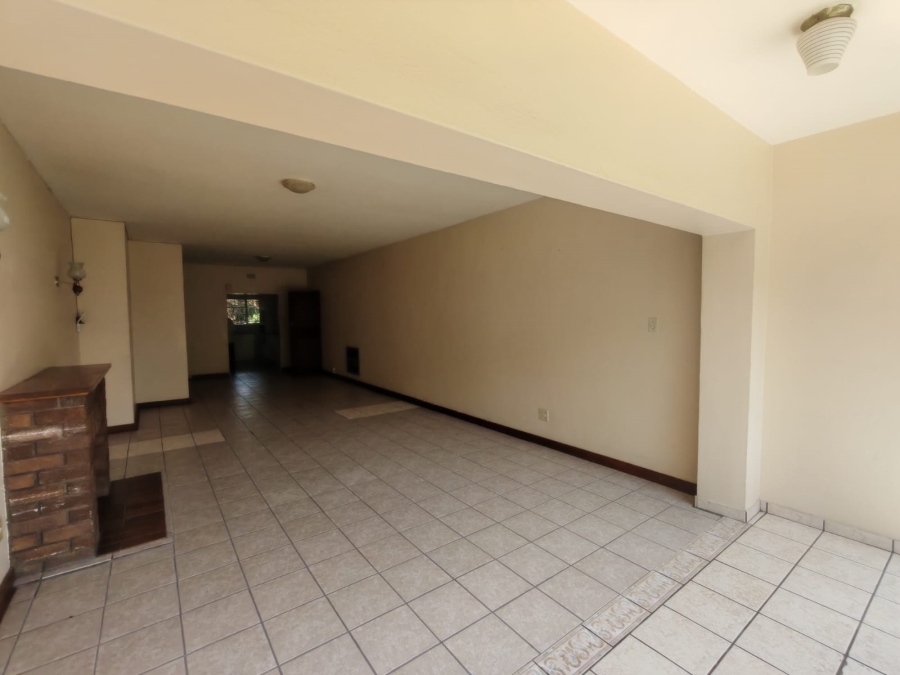 3 Bedroom Property for Sale in Florida Hills Gauteng