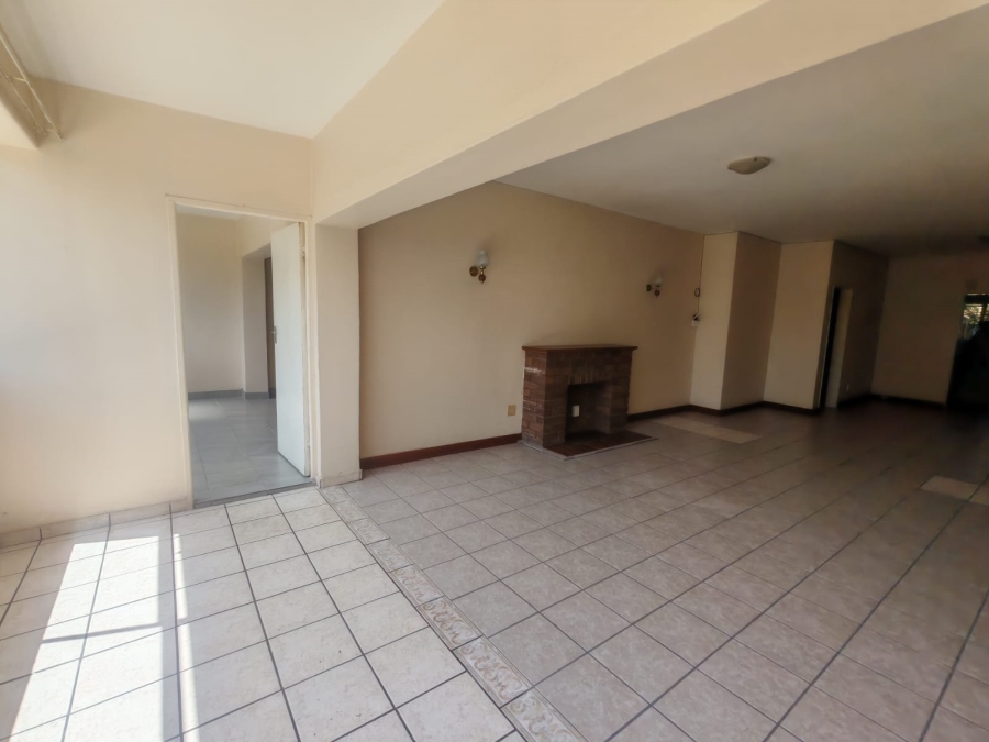 3 Bedroom Property for Sale in Florida Hills Gauteng