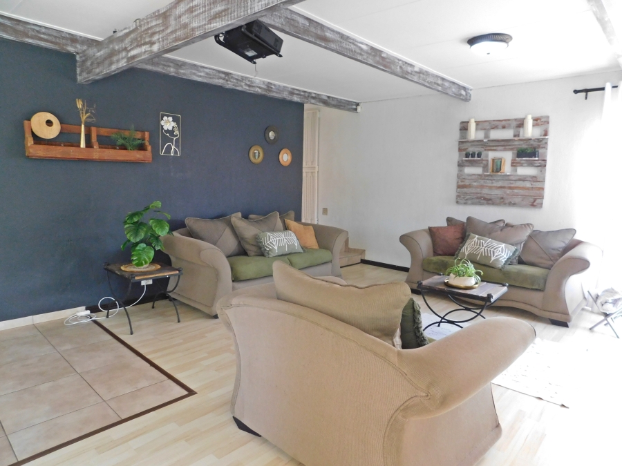 4 Bedroom Property for Sale in Noordheuwel Gauteng