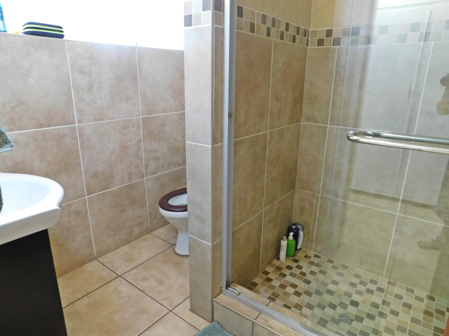 4 Bedroom Property for Sale in Noordheuwel Gauteng