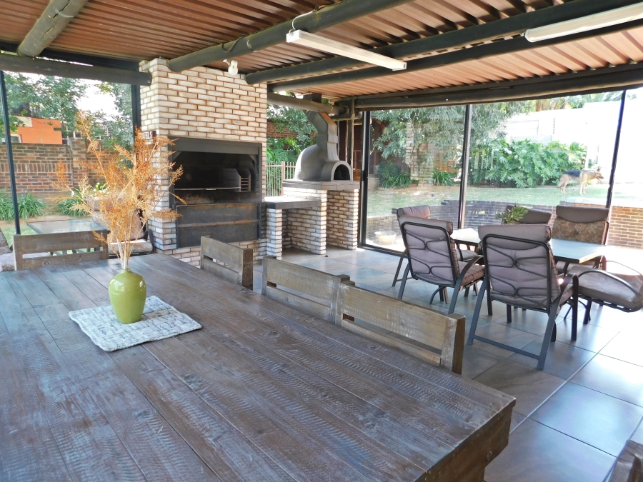 4 Bedroom Property for Sale in Noordheuwel Gauteng