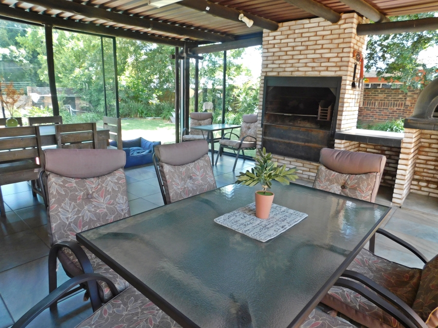 4 Bedroom Property for Sale in Noordheuwel Gauteng