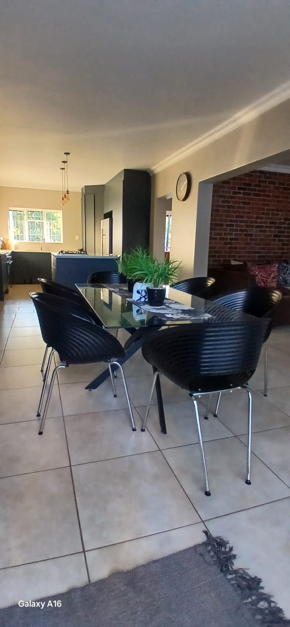 3 Bedroom Property for Sale in Tarlton Gauteng