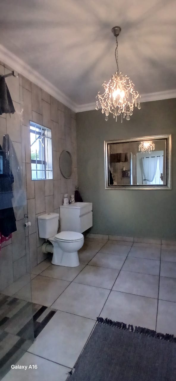 3 Bedroom Property for Sale in Tarlton Gauteng