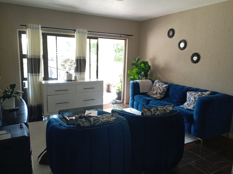 3 Bedroom Property for Sale in Weltevreden Park Gauteng