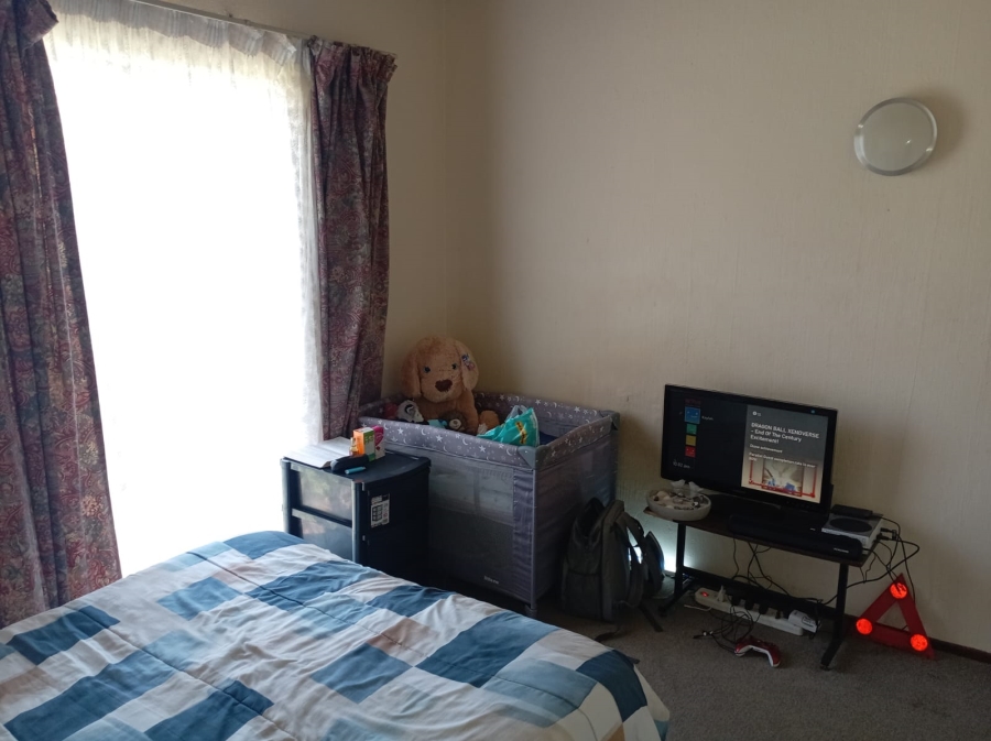 3 Bedroom Property for Sale in Weltevreden Park Gauteng