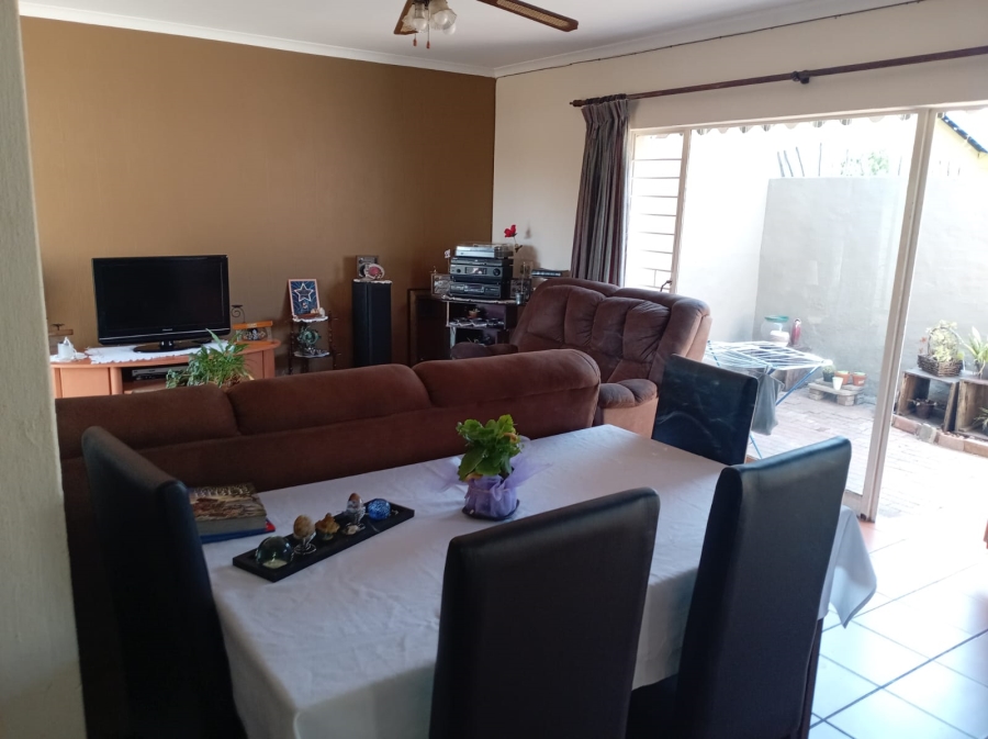 3 Bedroom Property for Sale in Weltevreden Park Gauteng