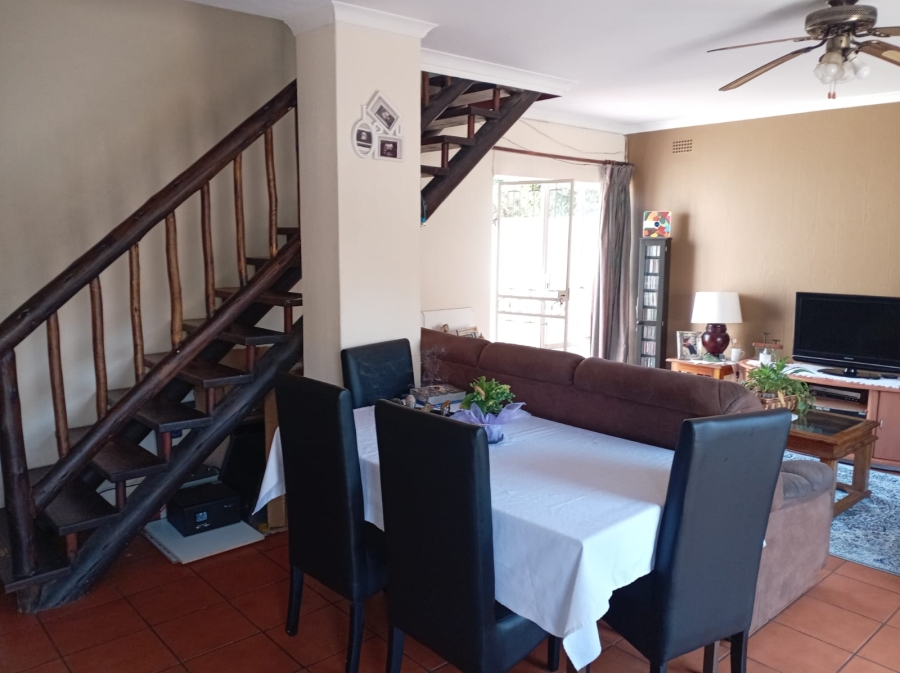 3 Bedroom Property for Sale in Weltevreden Park Gauteng