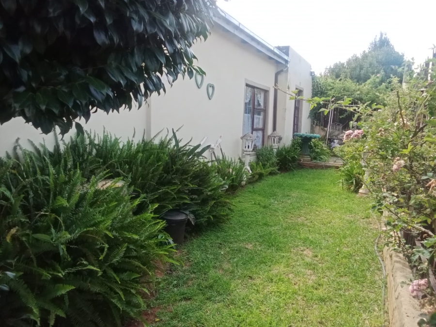 4 Bedroom Property for Sale in Roodepoort North Gauteng