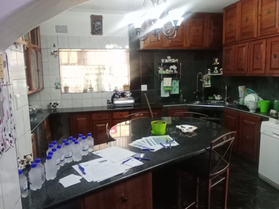 4 Bedroom Property for Sale in Roodepoort North Gauteng