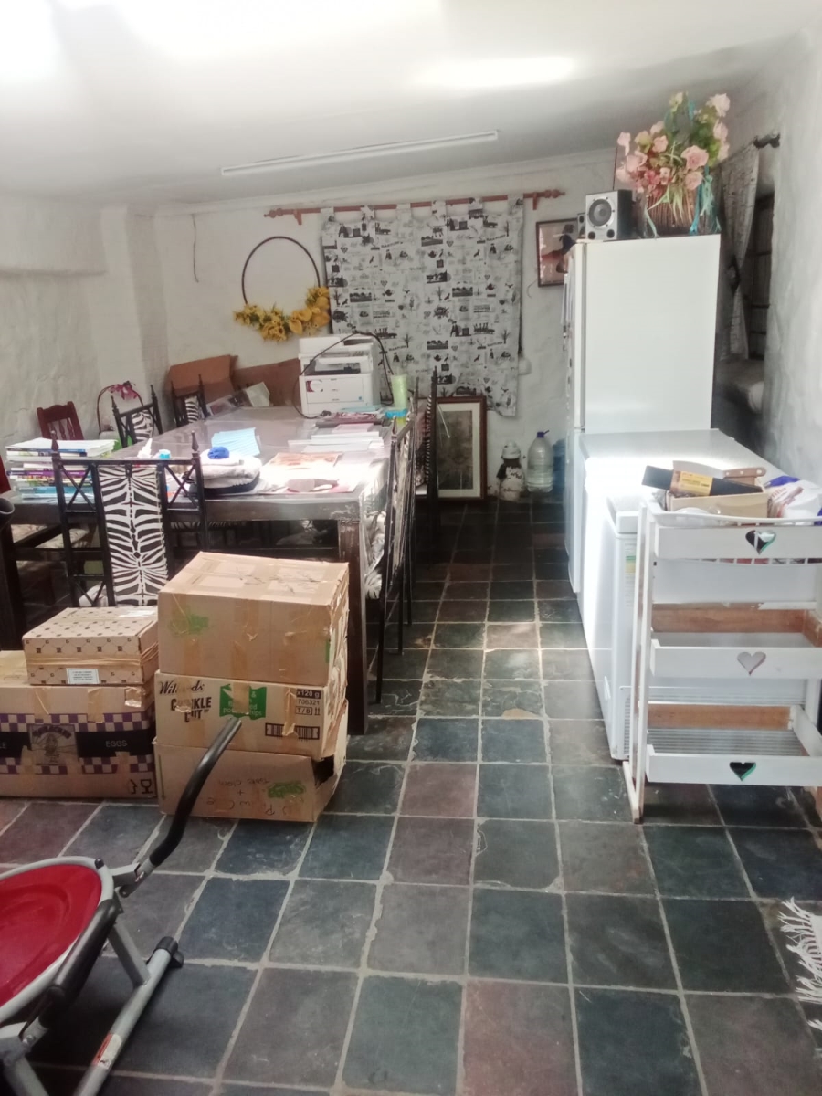 4 Bedroom Property for Sale in Roodepoort North Gauteng