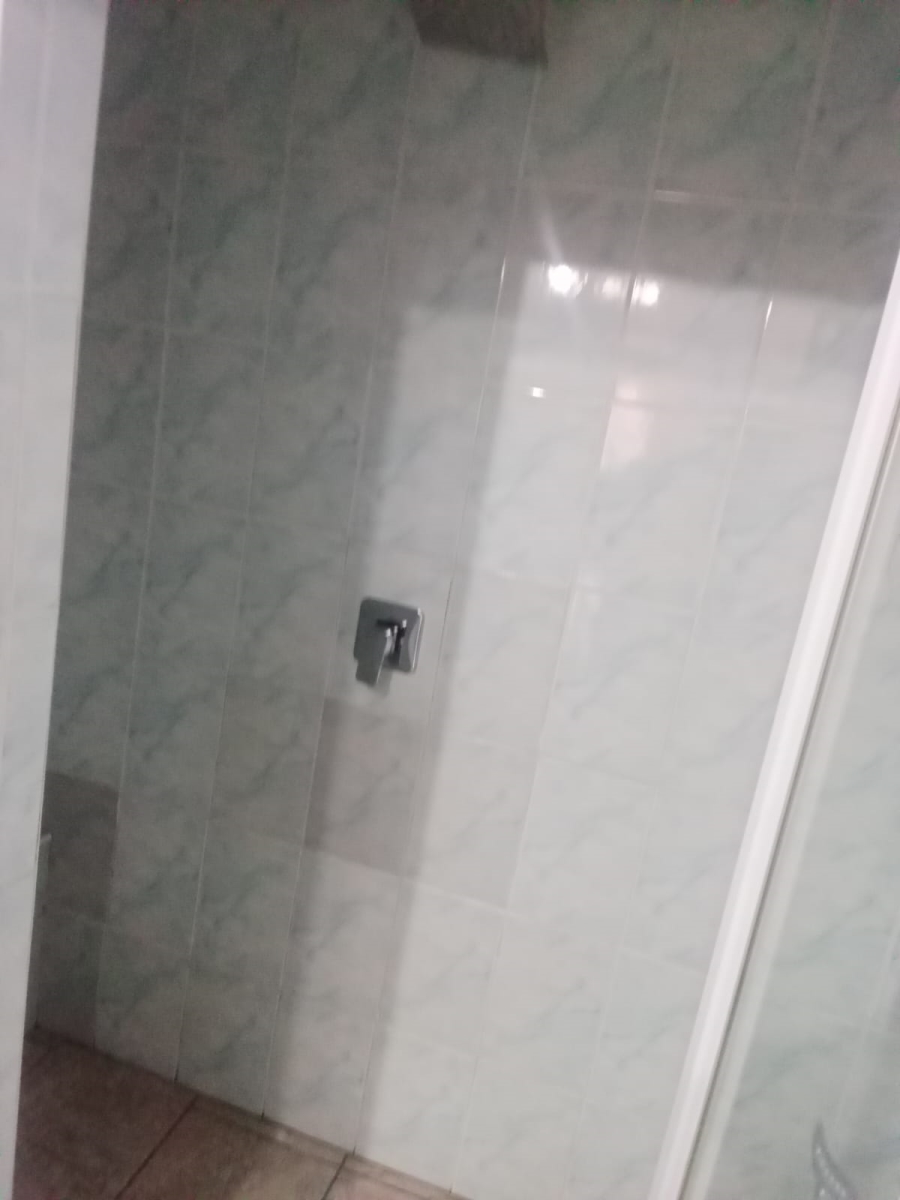 4 Bedroom Property for Sale in Roodepoort North Gauteng