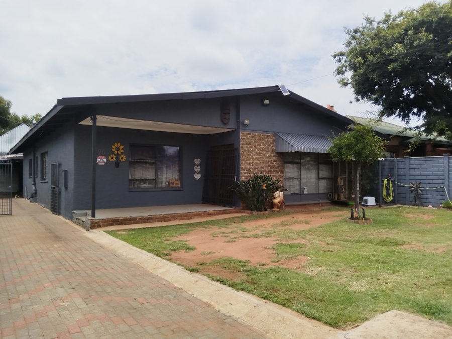 3 Bedroom Property for Sale in Krugersdorp North Gauteng