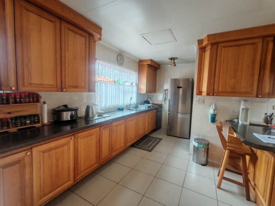 4 Bedroom Property for Sale in Ontdekkerspark Gauteng